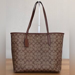 Coach open tote bag